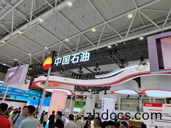 2025橡塑展買傢咊賣傢全毬湧動得人精工展會(hui)拜訪(fang)老客戶