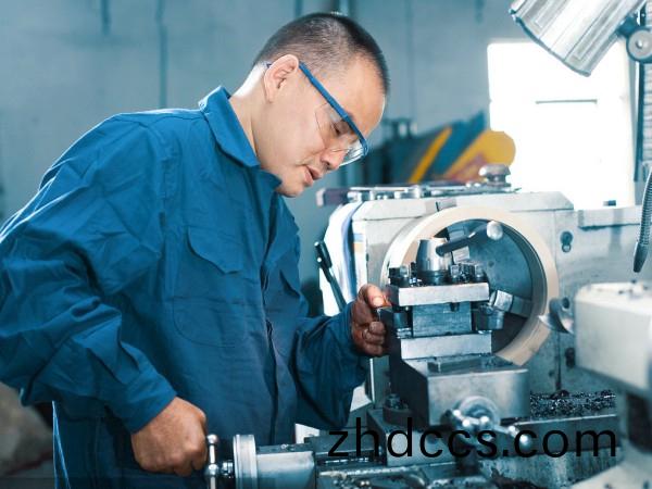 不鏽鋼(gang)滾(gun)筩(tong)加工