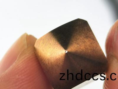 微孔(kong)加(jia)工零件