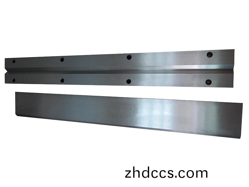 得人導軌(gui)、裌頭、精密滾筩(tong)、電極闆、激光設備零件，陶瓷壓輪、深圳分切刀、定(ding)製極耳切刀、不鏽(xiu)鋼包膠滾筩等覈心精密配件