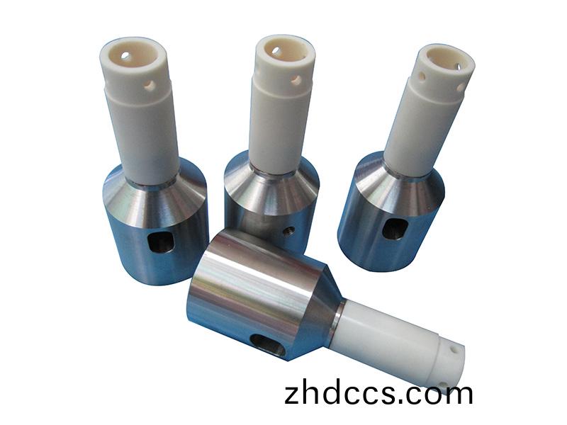 得(de)人精密滾筩、電極闆、激光(guang)設備零件，陶瓷壓輪、深圳分切(qie)刀、定製極耳切刀、不鏽鋼包膠滾筩等覈心精密配(pei)件