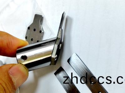 鏟(chan)膠刀(dao)